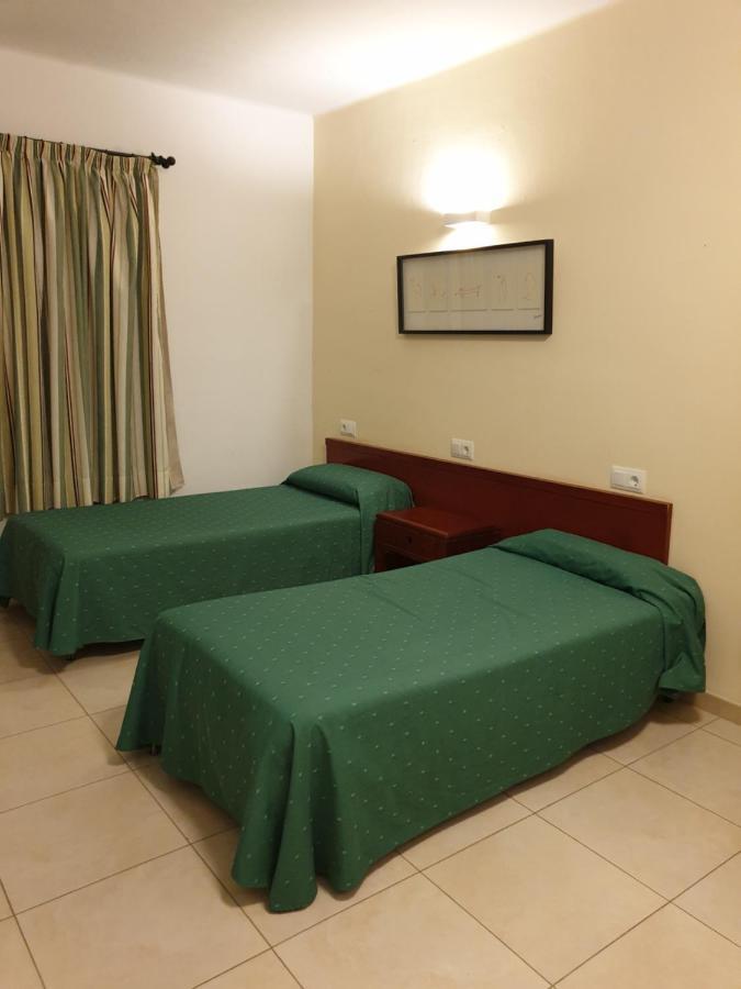 Hostal Maracaibo Can Pastilla  Exteriör bild